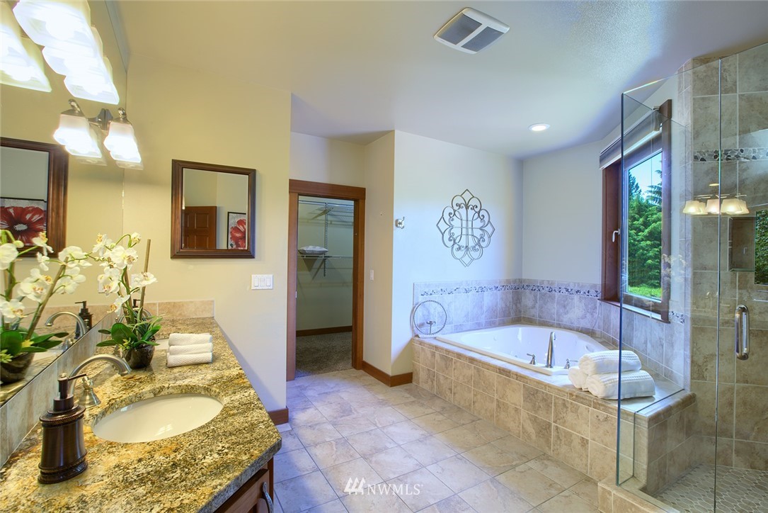 2630 South Lake Roesiger Road Snohomish, WA 98290 - Photo 6 of 10