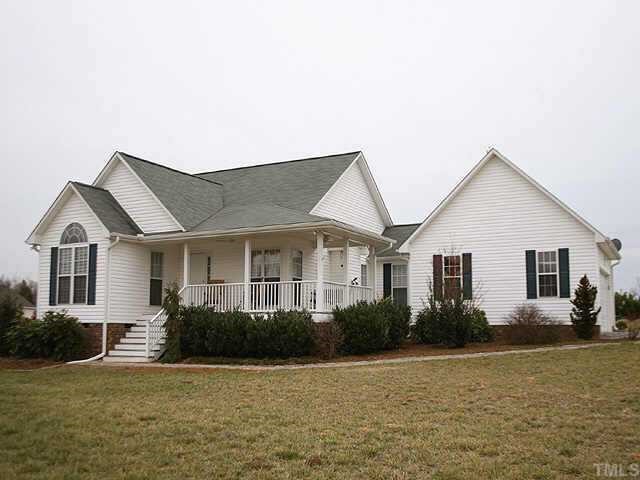 1635 Frazier Ridge Lane Mebane, NC 27302 - Photo 3 of 12 Gallery Image 3