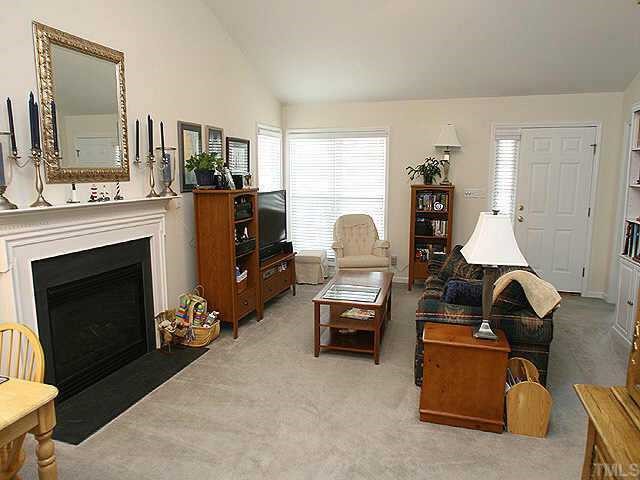 1635 Frazier Ridge Lane Mebane, NC 27302 - Photo 4 of 12 Gallery Image 4