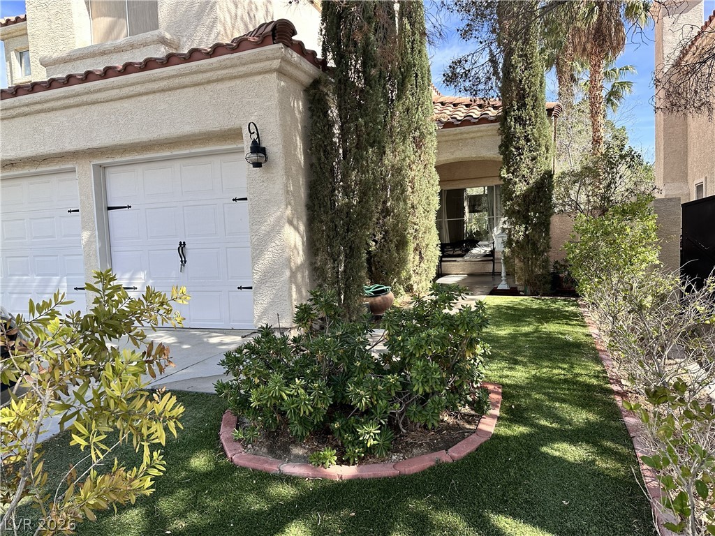 9724 Trail Rider Drive Las Vegas, NV 89117 - Photo 11 of 52