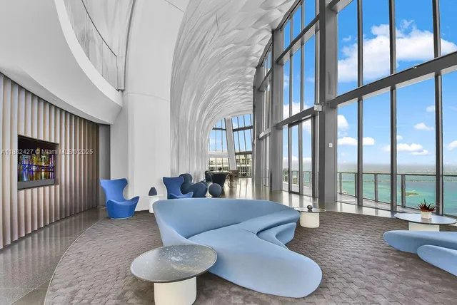 $37,000 | 1000 Biscayne Boulevard, Unit 1901, Miami, FL 33132