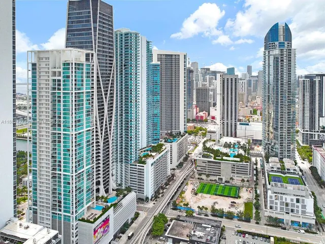 $37,000 | 1000 Biscayne Boulevard, Unit 1901, Miami, FL 33132
