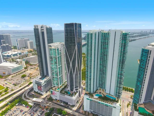 $37,000 | 1000 Biscayne Boulevard, Unit 1901, Miami, FL 33132