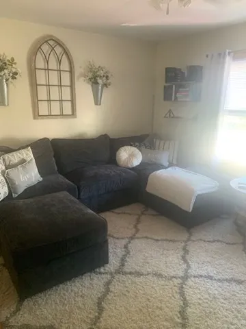 $1,800 | 29 Roosevelt Avenue, Unit 2, Leominster, MA 01453