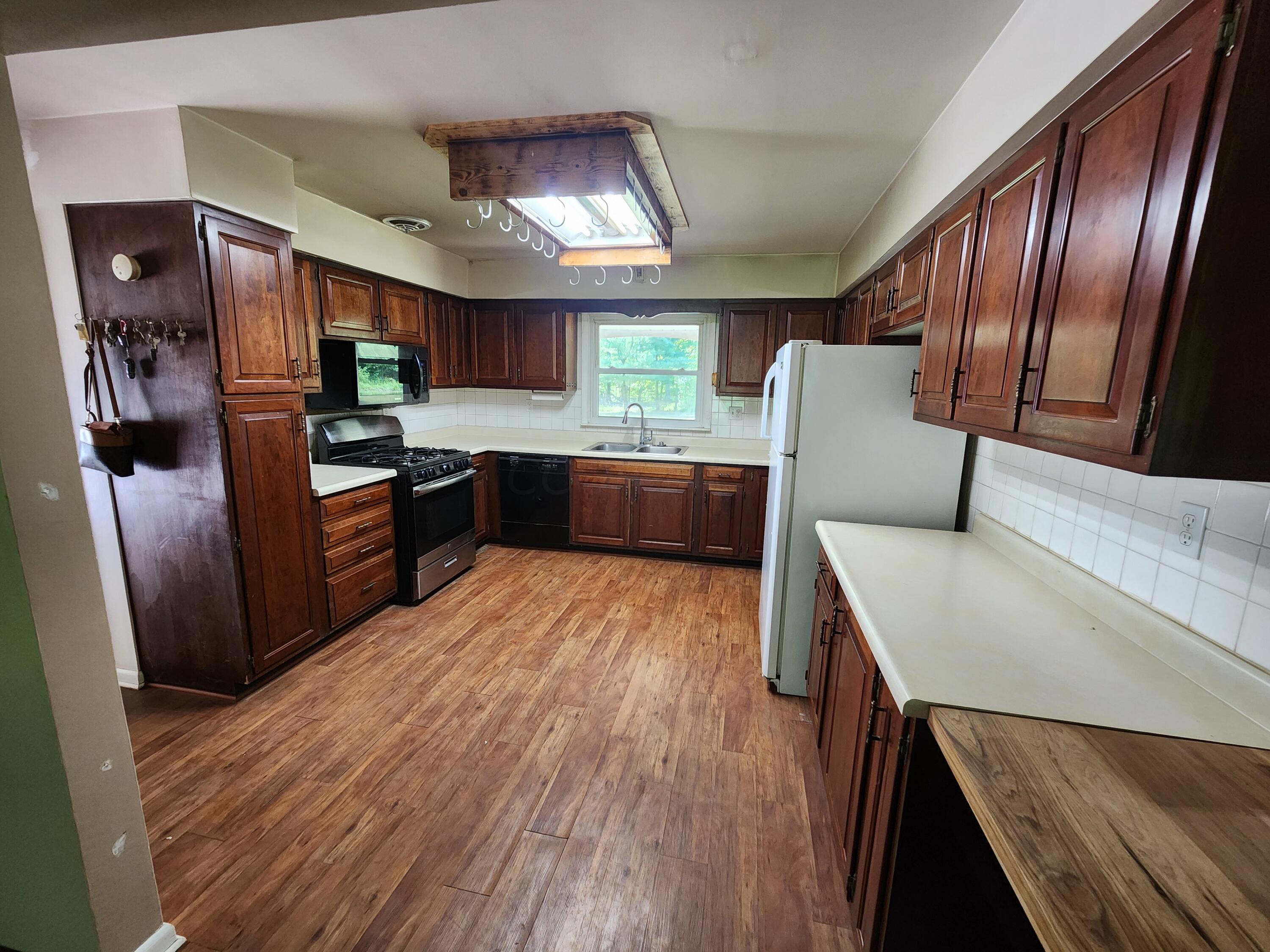 5120 Stetzer Road Bucyrus, OH 44820 - Photo 11 of 57 1000009769