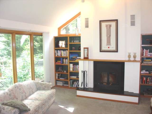 2979 West Forest Road Freeport, IL 61032 - Photo 2 of 9 a living room with furniture and a fireplace