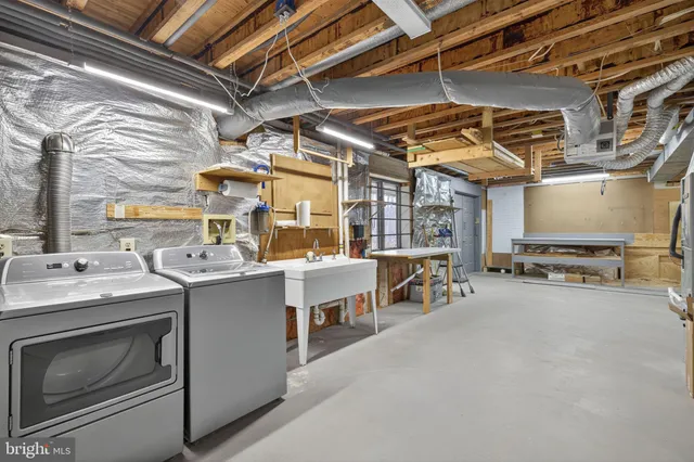 $849,000 | 8423 Lock Lane, Warrenton, VA 20186