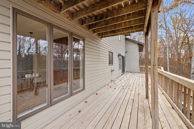 $849,000 | 8423 Lock Lane, Warrenton, VA 20186