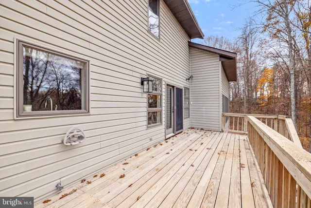 $849,000 | 8423 Lock Lane, Warrenton, VA 20186