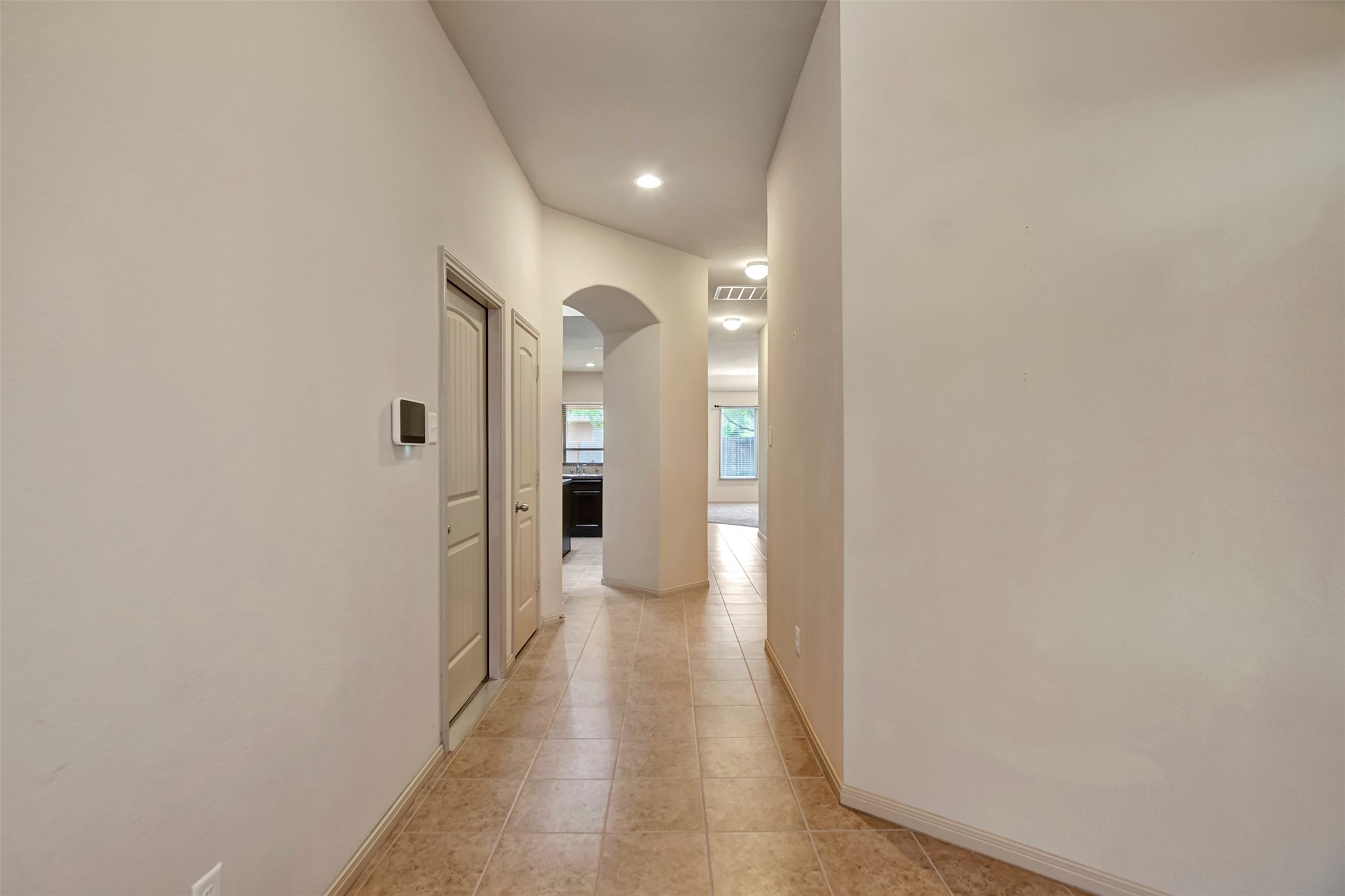 11413 West Woodmark Conroe, TX 77304 - Photo 6 of 40