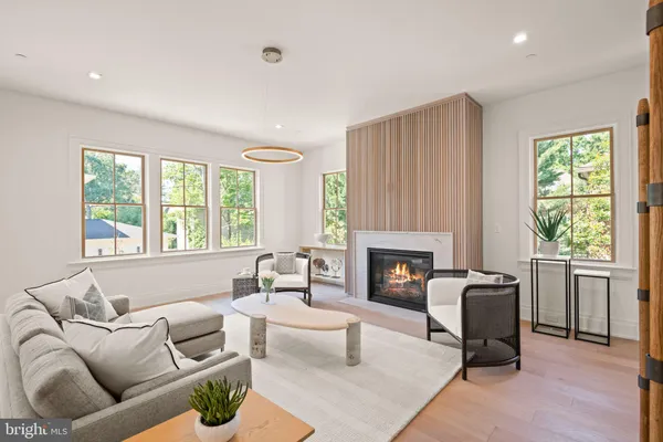 $3,699,000 | 5022 Cathedral Avenue Northwest, Washington, DC 20016