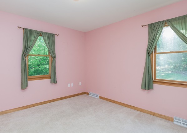 111 Old Stage Road Hatfield, MA 01088 - Photo 25 of 30
