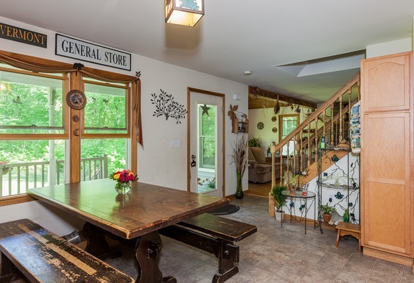 111 Old Stage Road Hatfield, MA 01088 - Photo 6 of 30