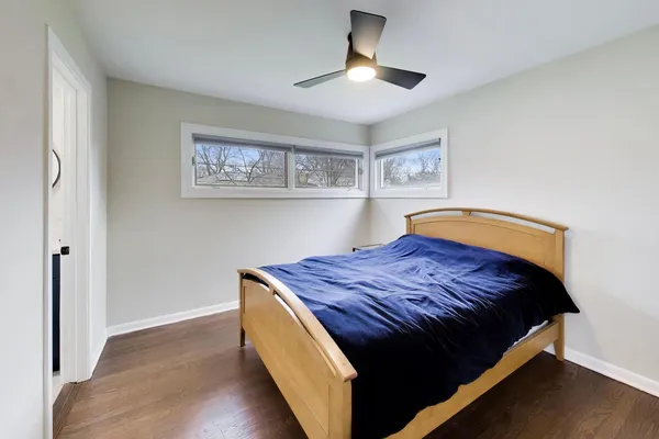 $539,000 | 108 West Sunset Road, Mount Prospect, IL 60056