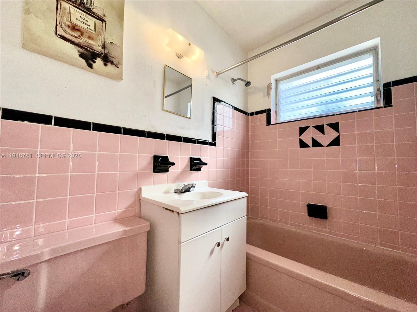 8132 Harding Avenue, Unit 9 Miami Beach, FL 33141 - Photo 10 of 17