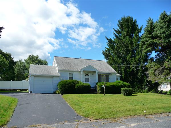 67 Racicot Avenue Webster, MA 01570 - Photo 2 of 29 Gallery Image 2