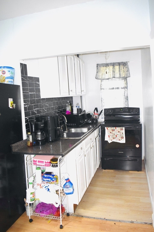 50-52 Balis Street Springfield, MA 01109 - Photo 14 of 42