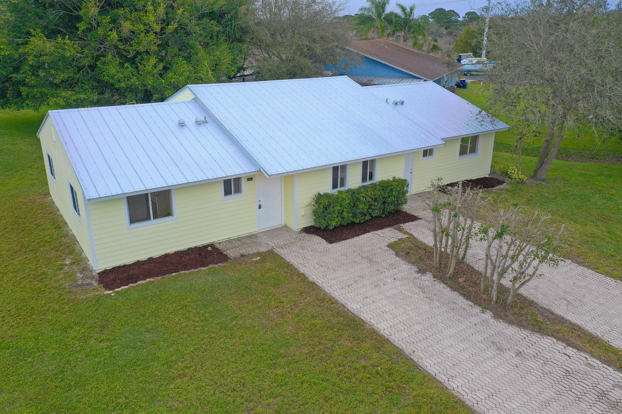 4669-4667 Southeast Salvatori Road Stuart, FL 34997 - Photo 3 of 52 Long Driveways