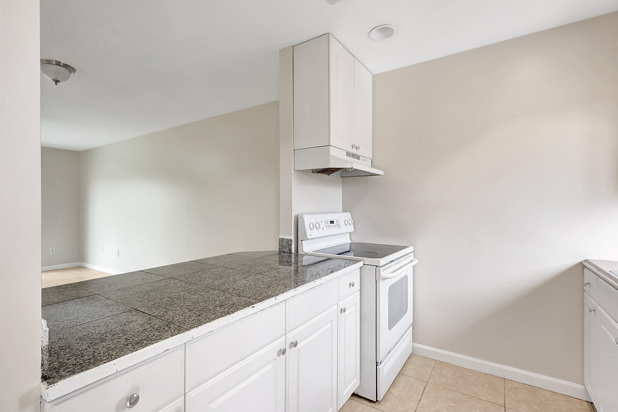 4669-4667 Southeast Salvatori Road Stuart, FL 34997 - Photo 35 of 52 Open Kitchen