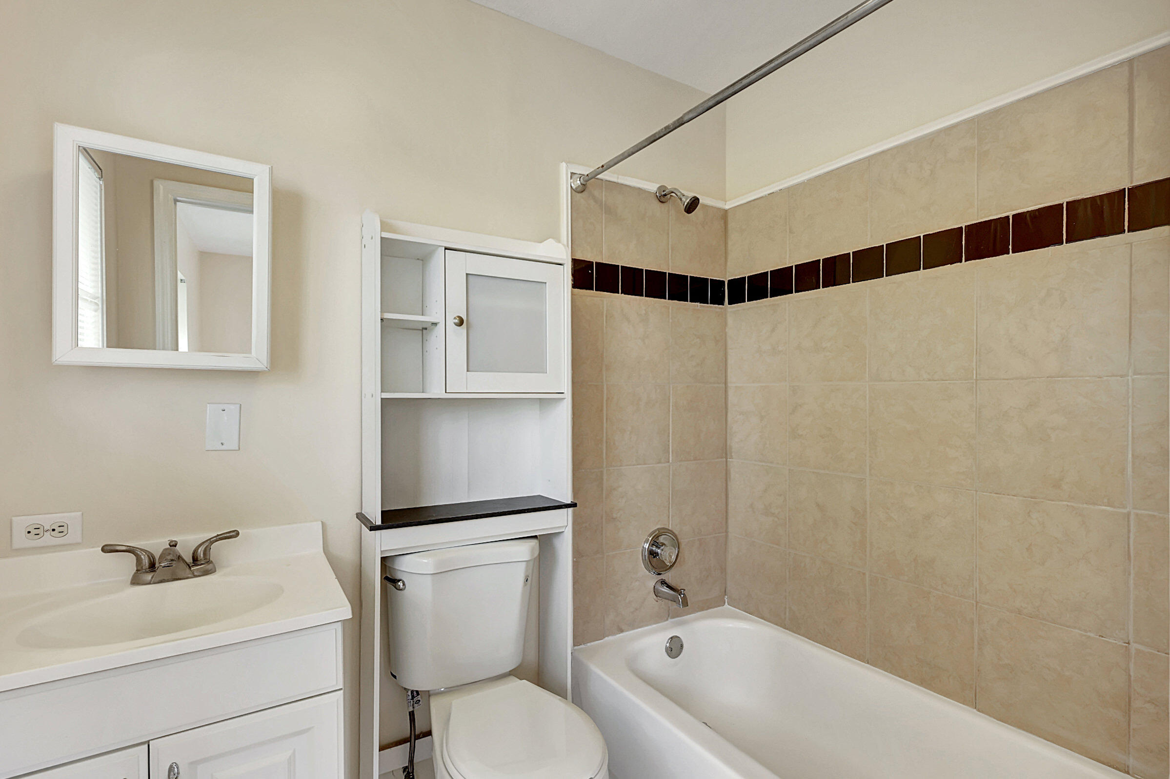4669-4667 Southeast Salvatori Road Stuart, FL 34997 - Photo 47 of 52 Primary Bath Left Unit