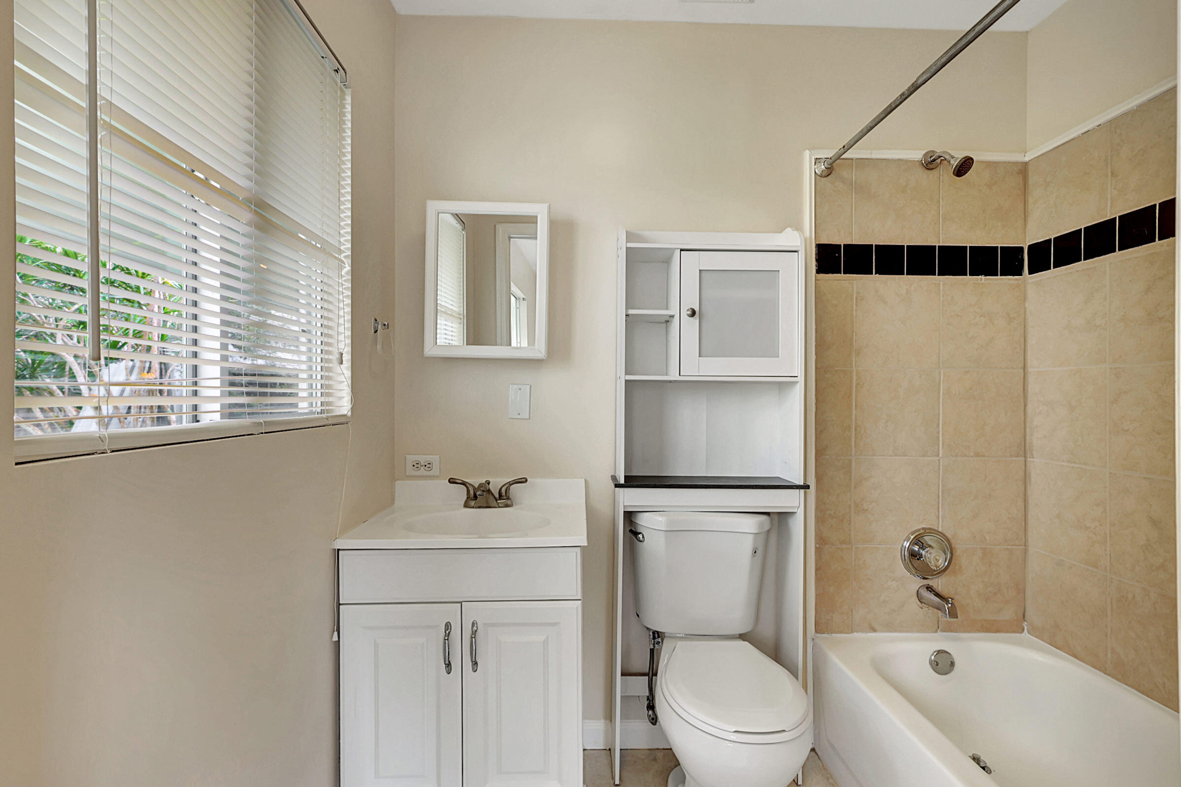 4669-4667 Southeast Salvatori Road Stuart, FL 34997 - Photo 48 of 52 Primary Bath