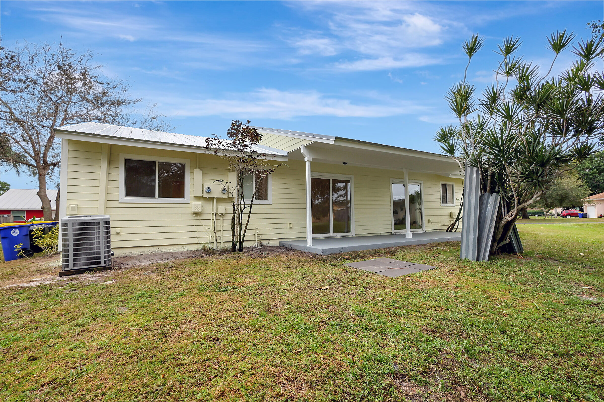 4669-4667 Southeast Salvatori Road Stuart, FL 34997 - Photo 9 of 52 Large Backyard