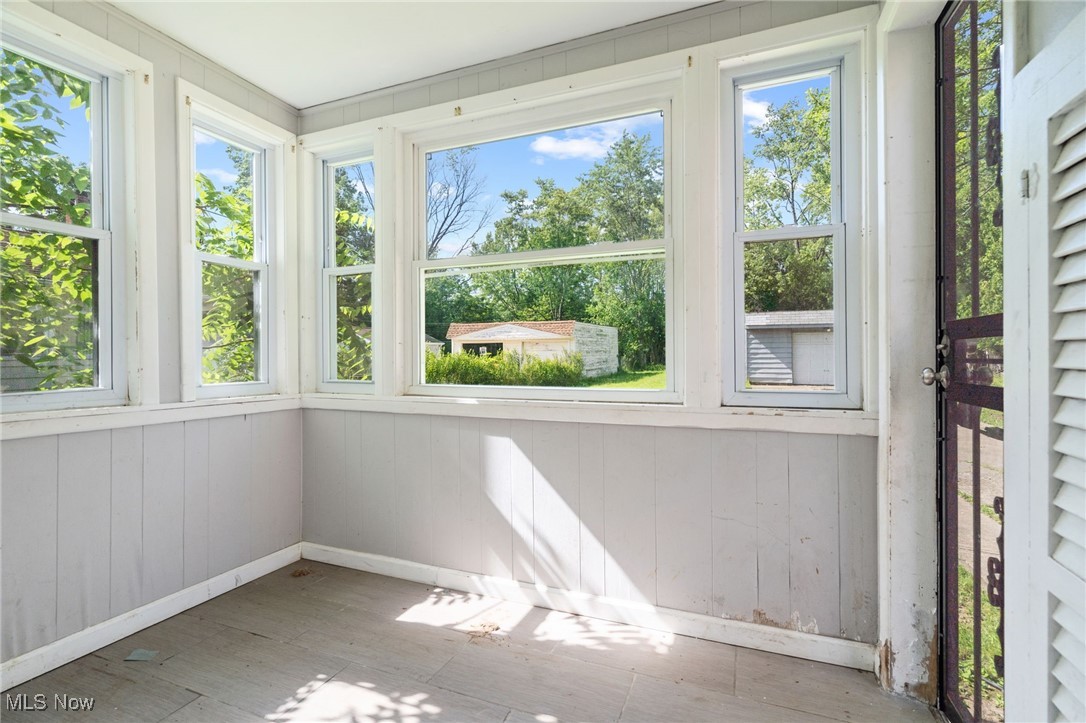 19501 Libby Road Maple Heights, OH 44137 - Photo 13 of 22 Gallery Image 13