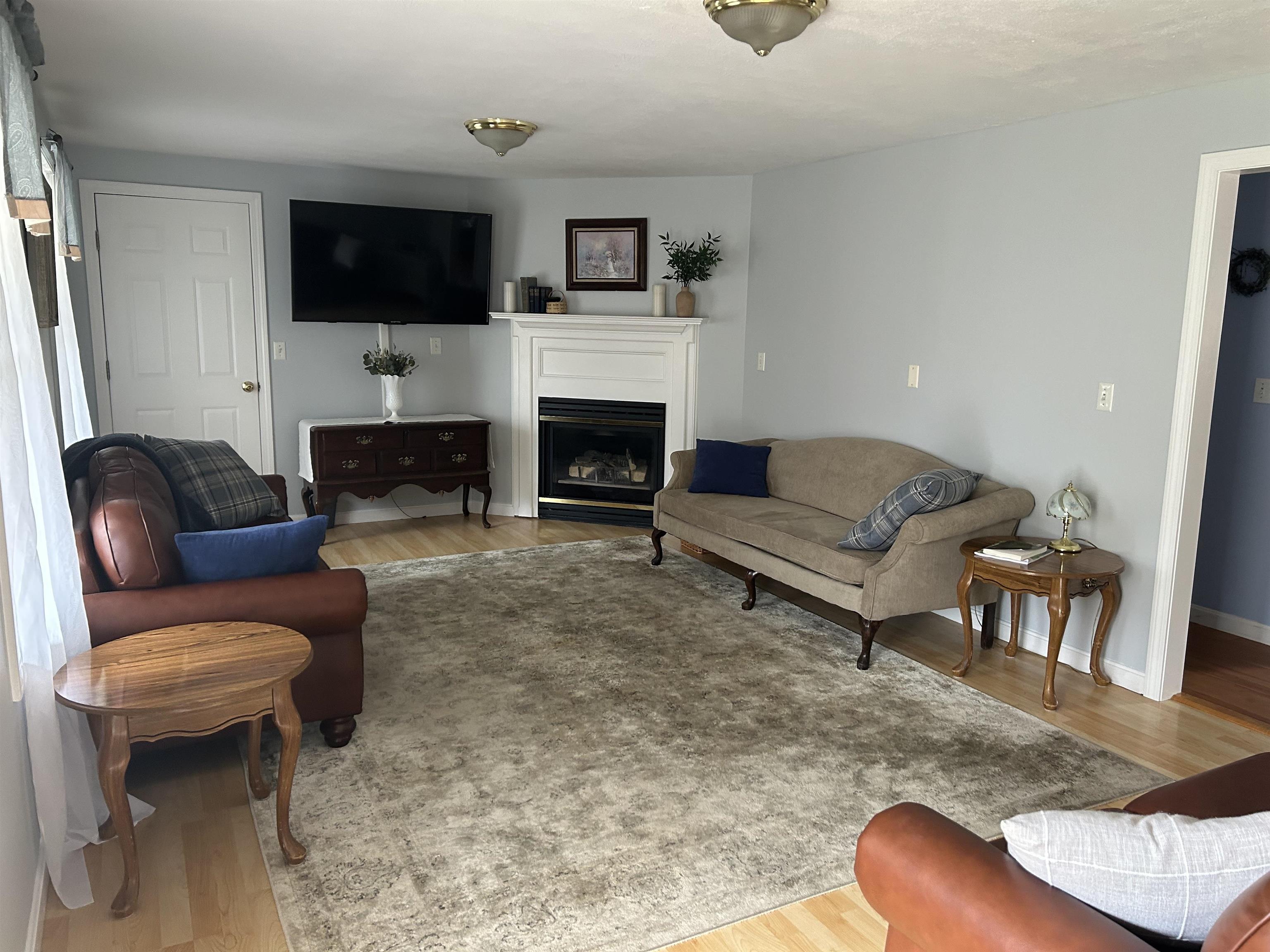 5 Pebble Court Merrimack, NH 03054 - Photo 12 of 34