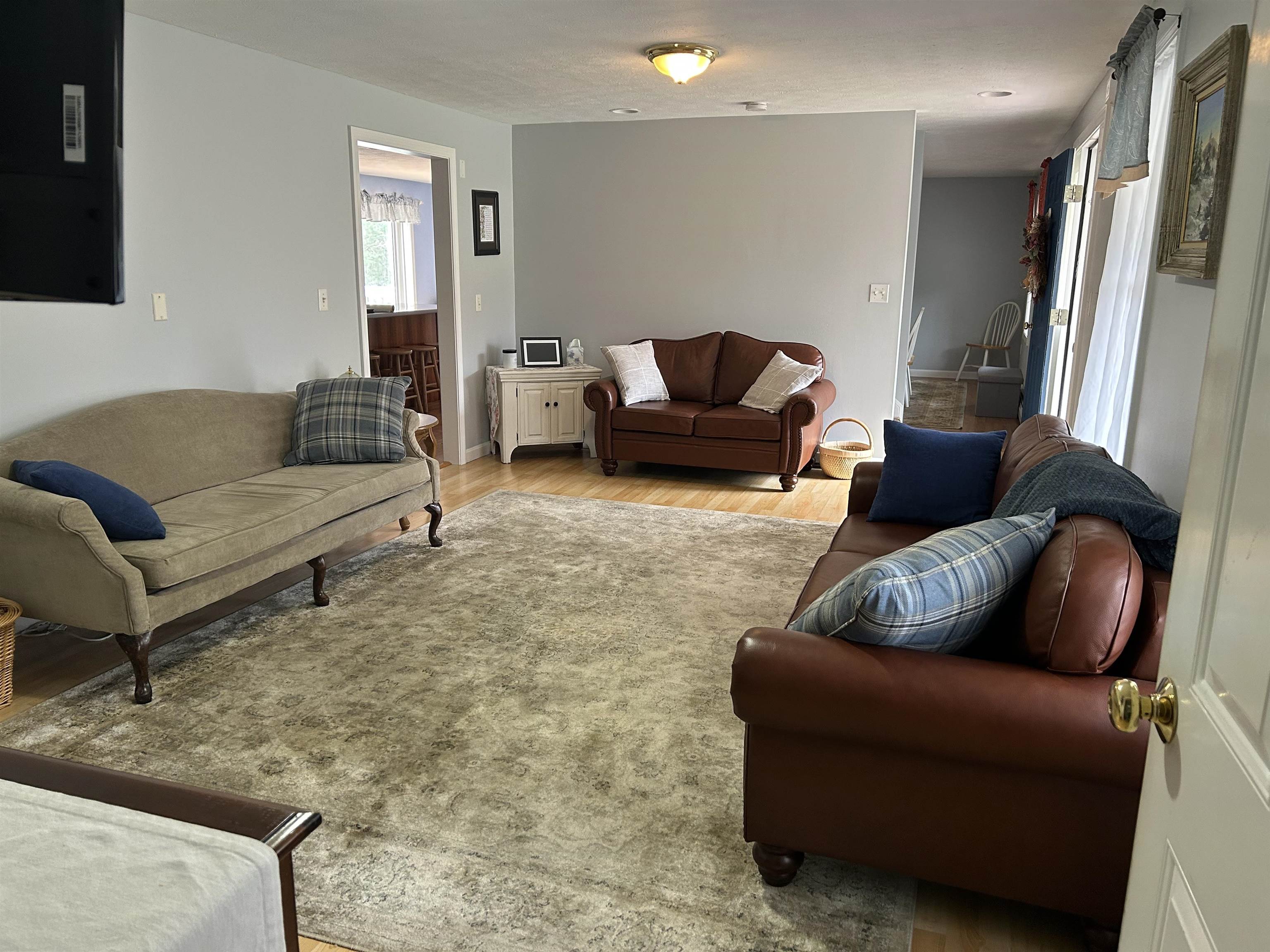 5 Pebble Court Merrimack, NH 03054 - Photo 13 of 34