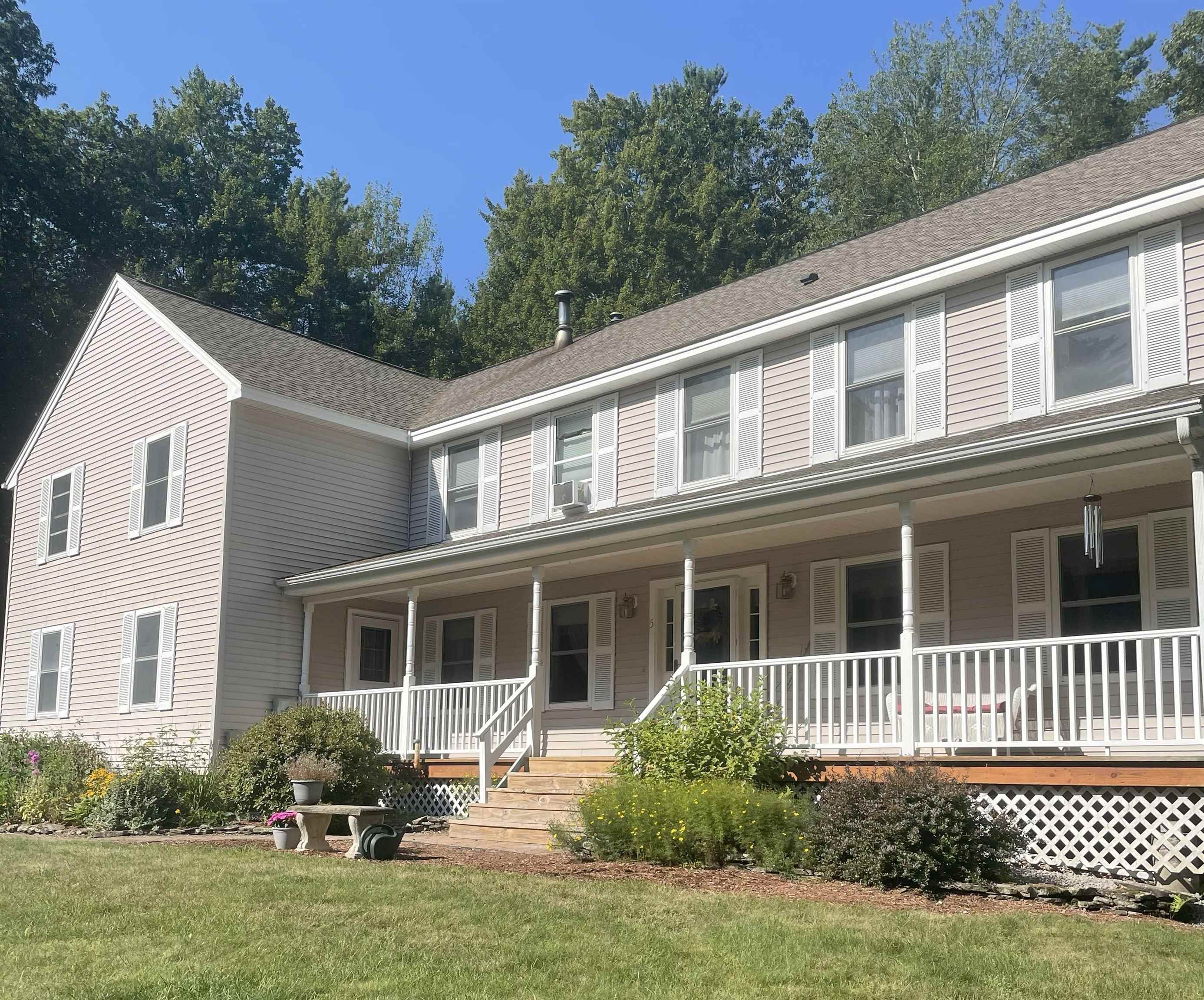 5 Pebble Court Merrimack, NH 03054 - Photo 3 of 34