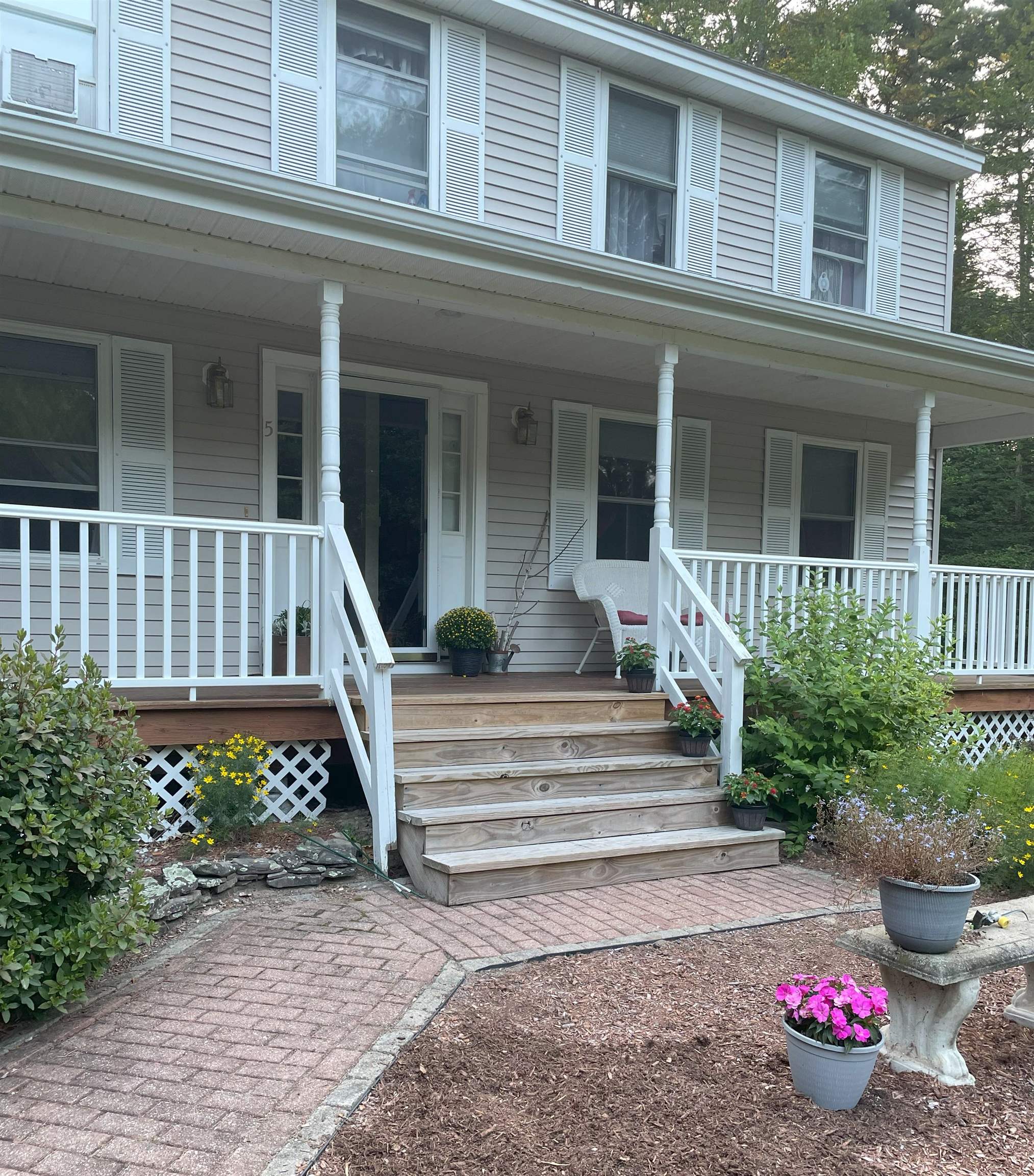 5 Pebble Court Merrimack, NH 03054 - Photo 4 of 34