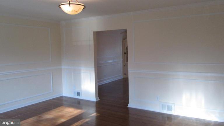 5007 Hillen Road Baltimore, MD 21239 - Photo 3 of 27 Living Room #2
