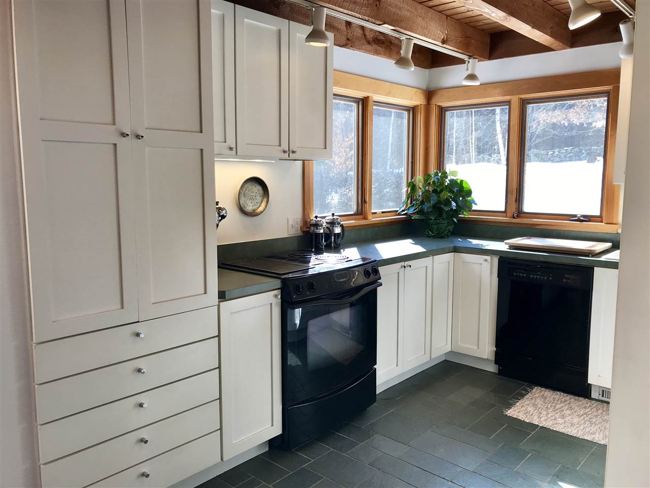 35 Upper Bailey Road Thetford, VT 05075 - Photo 6 of 24