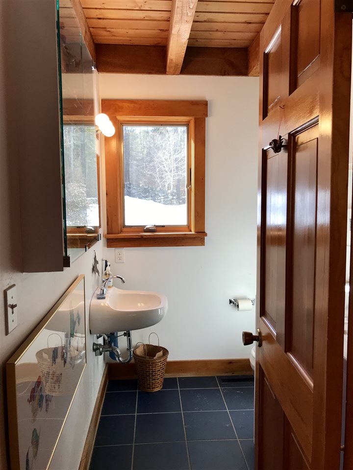 35 Upper Bailey Road Thetford, VT 05075 - Photo 8 of 24