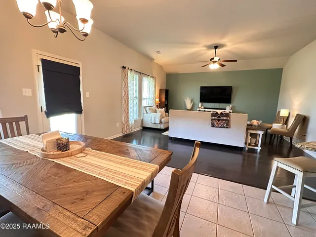 $1,950 | 209 Stanwell Avenue, Duson, LA 70529