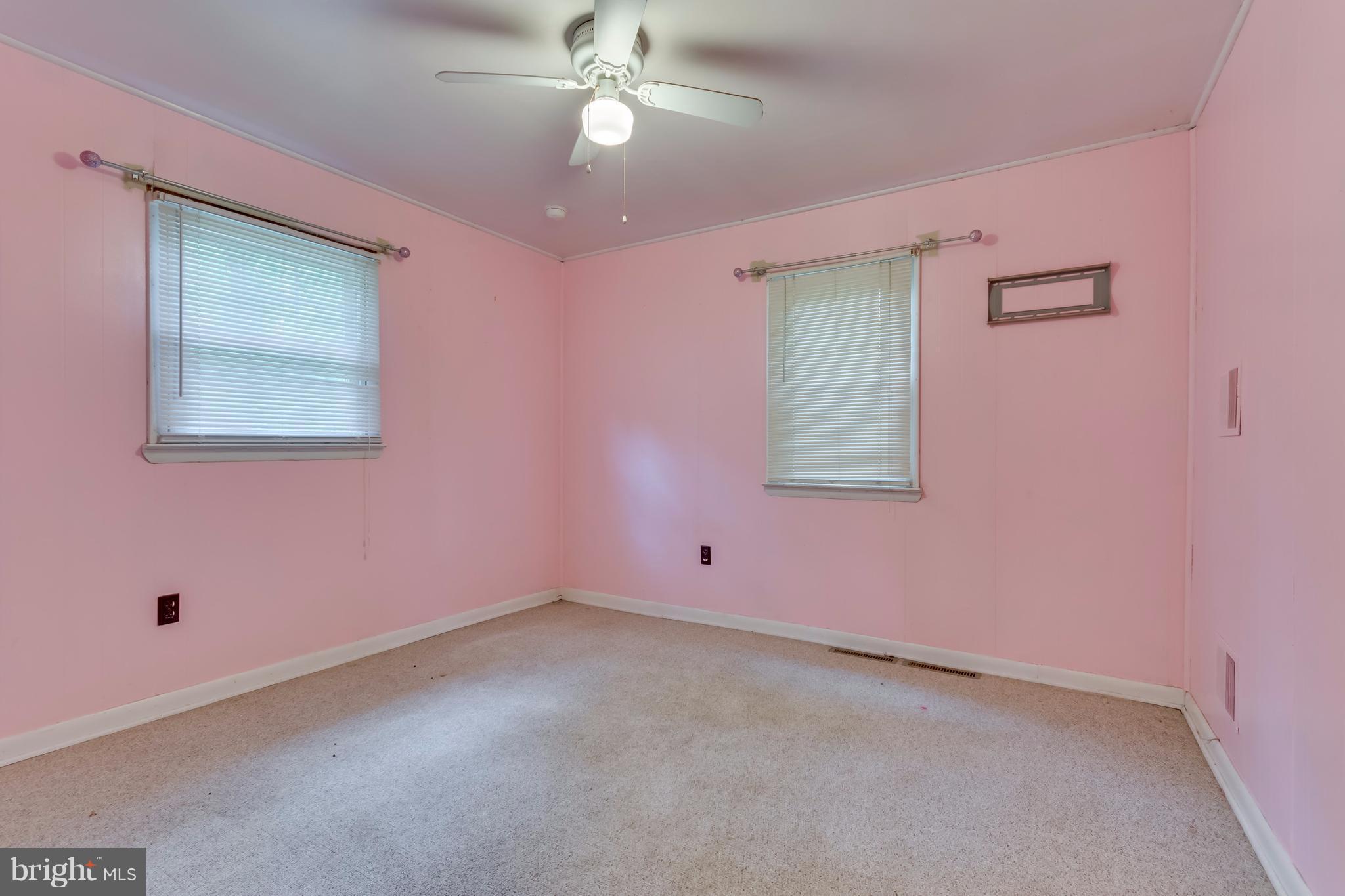 283 Earl Weber Road Berkeley Springs, WV 25411 - Photo 13 of 27 Bedroom
