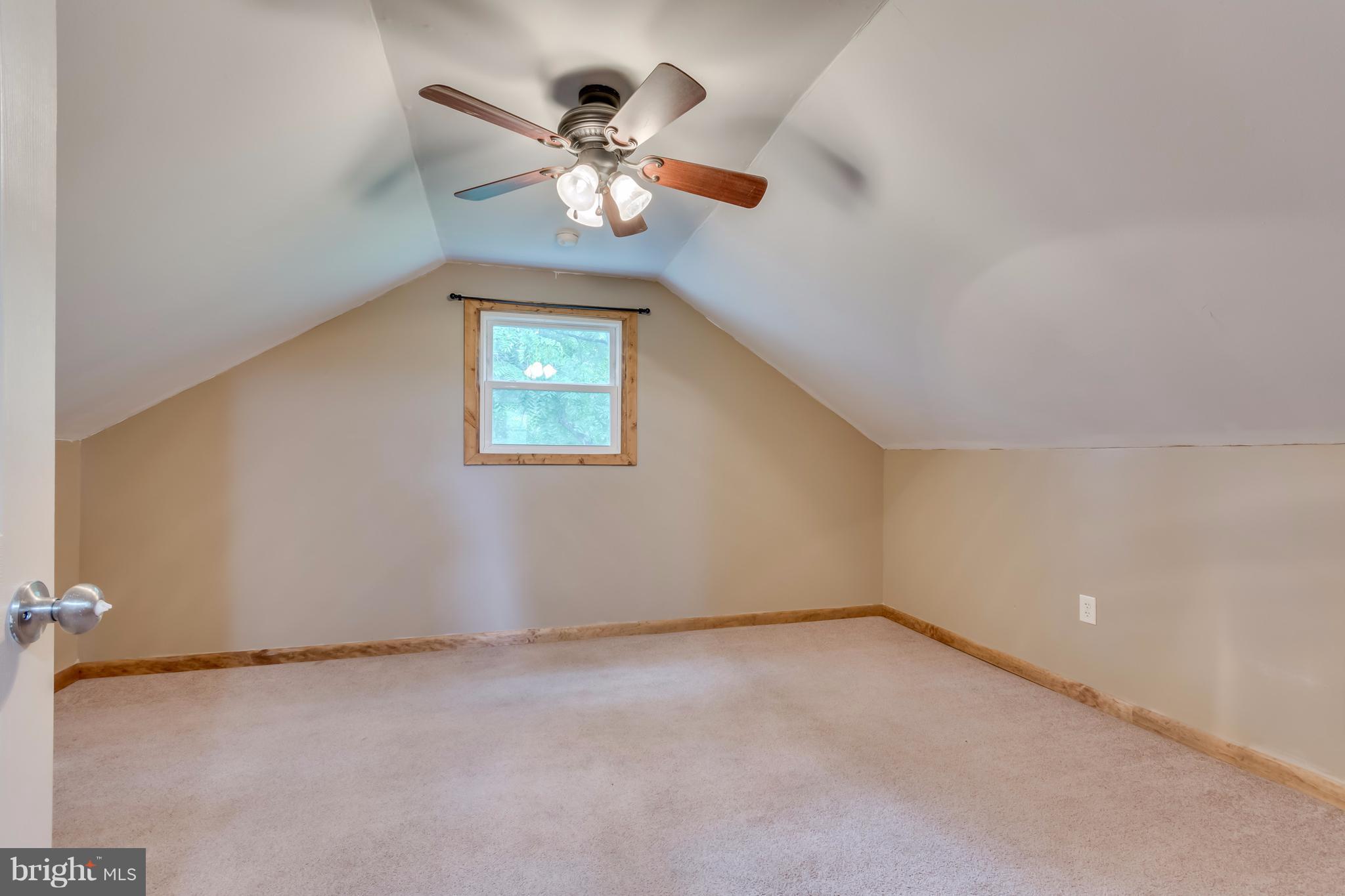 283 Earl Weber Road Berkeley Springs, WV 25411 - Photo 15 of 27 Bedroom
