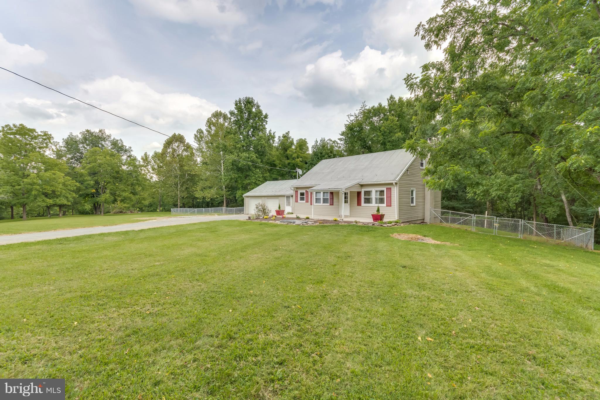 283 Earl Weber Road Berkeley Springs, WV 25411 - Photo 25 of 27 Exterior (Front)