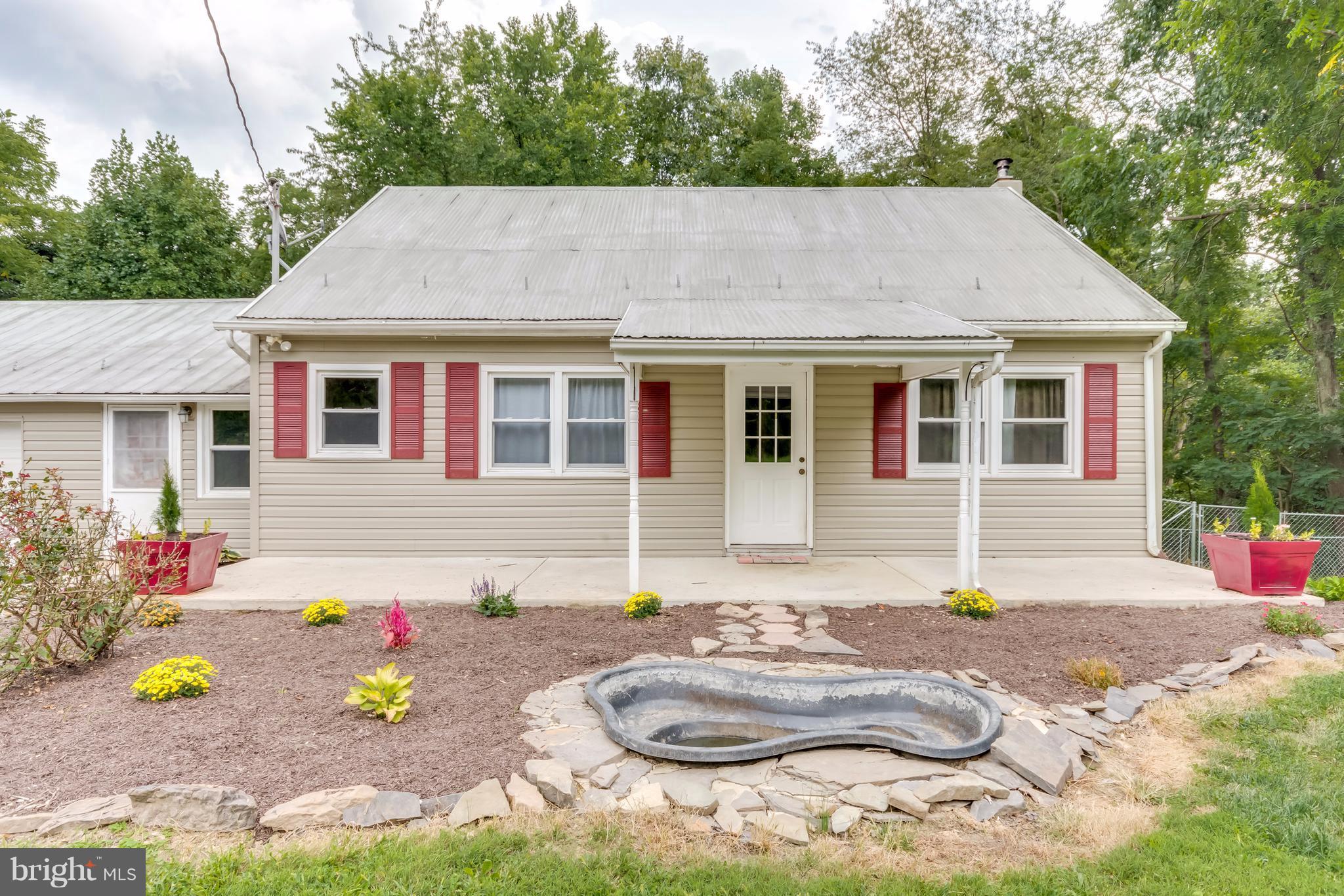 283 Earl Weber Road Berkeley Springs, WV 25411 - Photo 27 of 27 Exterior (Front)