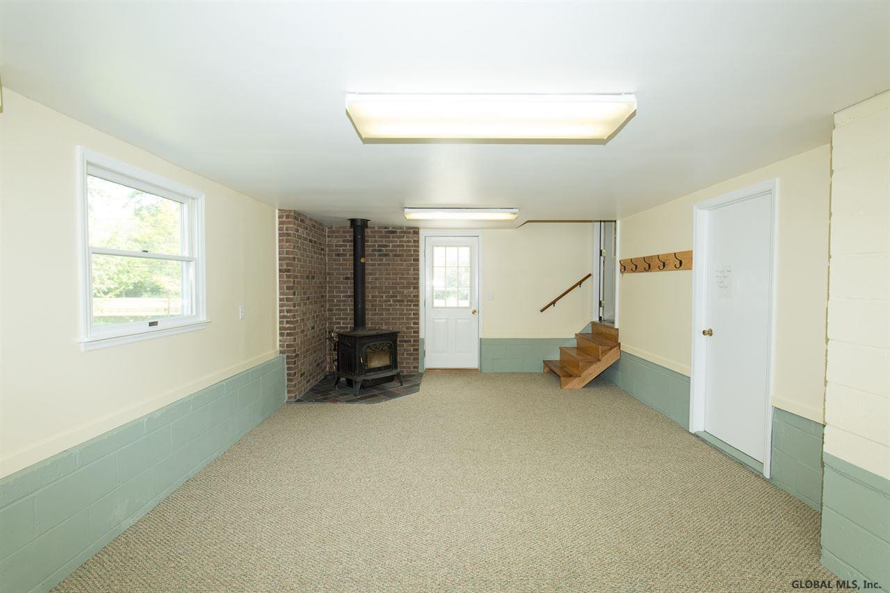 274 Middleline Road Ballston, NY 12020 - Photo 10 of 25 Photo 10
