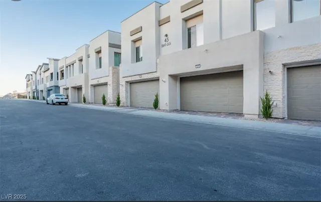 $3,300 | 600 Carriage Hill Drive, Unit 1147, Las Vegas, NV 89138