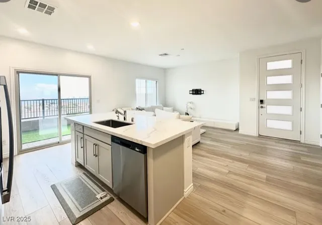 $3,300 | 600 Carriage Hill Drive, Unit 1147, Las Vegas, NV 89138