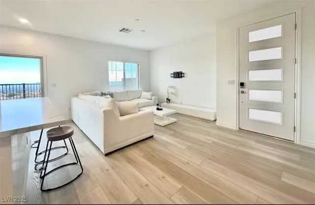 $3,300 | 600 Carriage Hill Drive, Unit 1147, Las Vegas, NV 89138