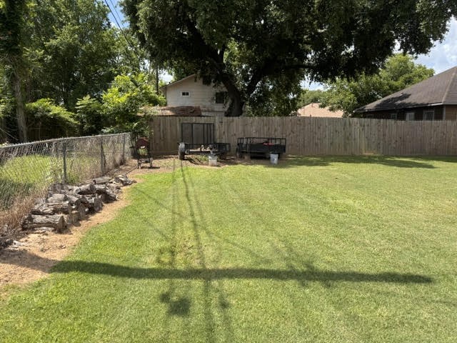 1020 10th Street Hempstead, TX 77445 - Photo 15 of 16 Backyard