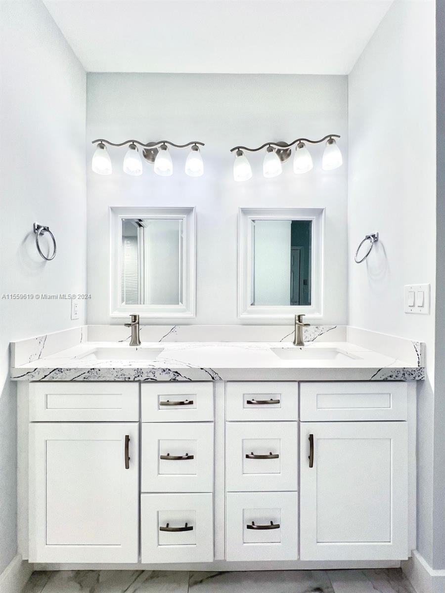 14652 Balgowan Road, Unit 14652 Miami Lakes, FL 33016 - Photo 24 of 43 Gallery Image 24