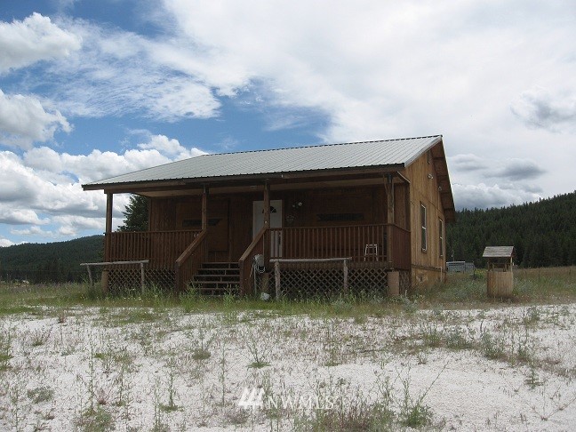 586 Aeneas Valley Road Tonasket, WA 98855 - Photo 1 of 1 Gallery Image 1