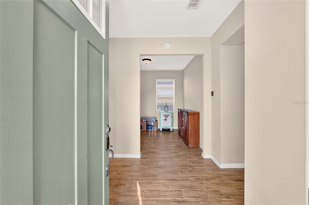 9947 Southwest 100th Terrace Road Ocala, FL 34481 - Photo 9 of 46 Gallery Image 9