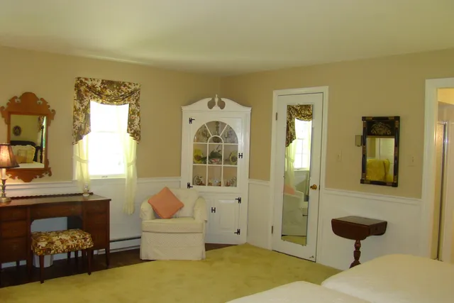 $2,078 | 105 Red Hill Road, Moultonborough, NH 03254