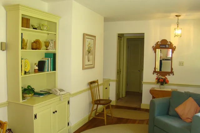 $2,078 | 105 Red Hill Road, Moultonborough, NH 03254