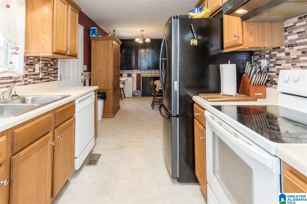 677 Deans Ferry Road Hayden, AL 35079 - Photo 11 of 34